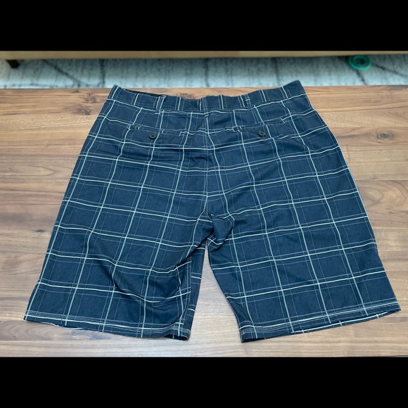 WAREHOUSE Mens Walking Shorts. Size 40. - Picture 6 of 6